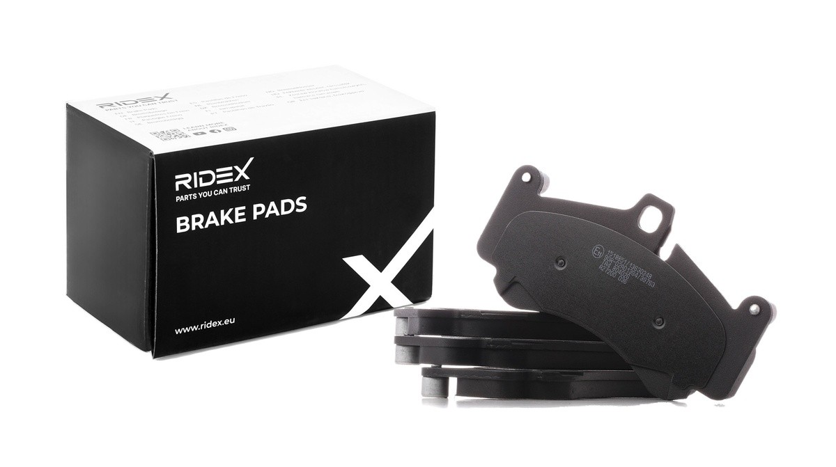 RIDEX Kit de plaquettes de frein, frein à disque numéro de l'article: 402B0943 à bon prix