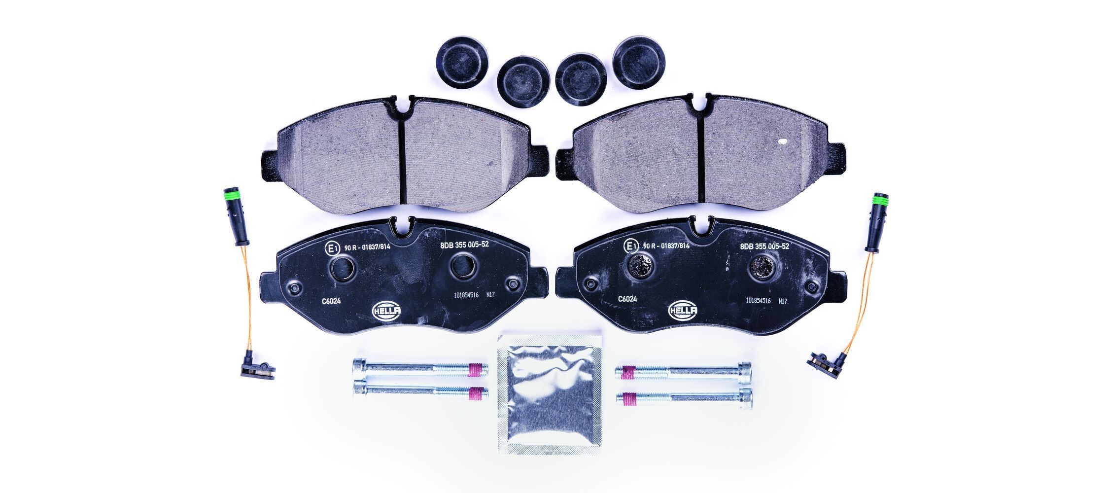 HELLA Brake pad set Article number: 8DB 355 005-521 cheaply
