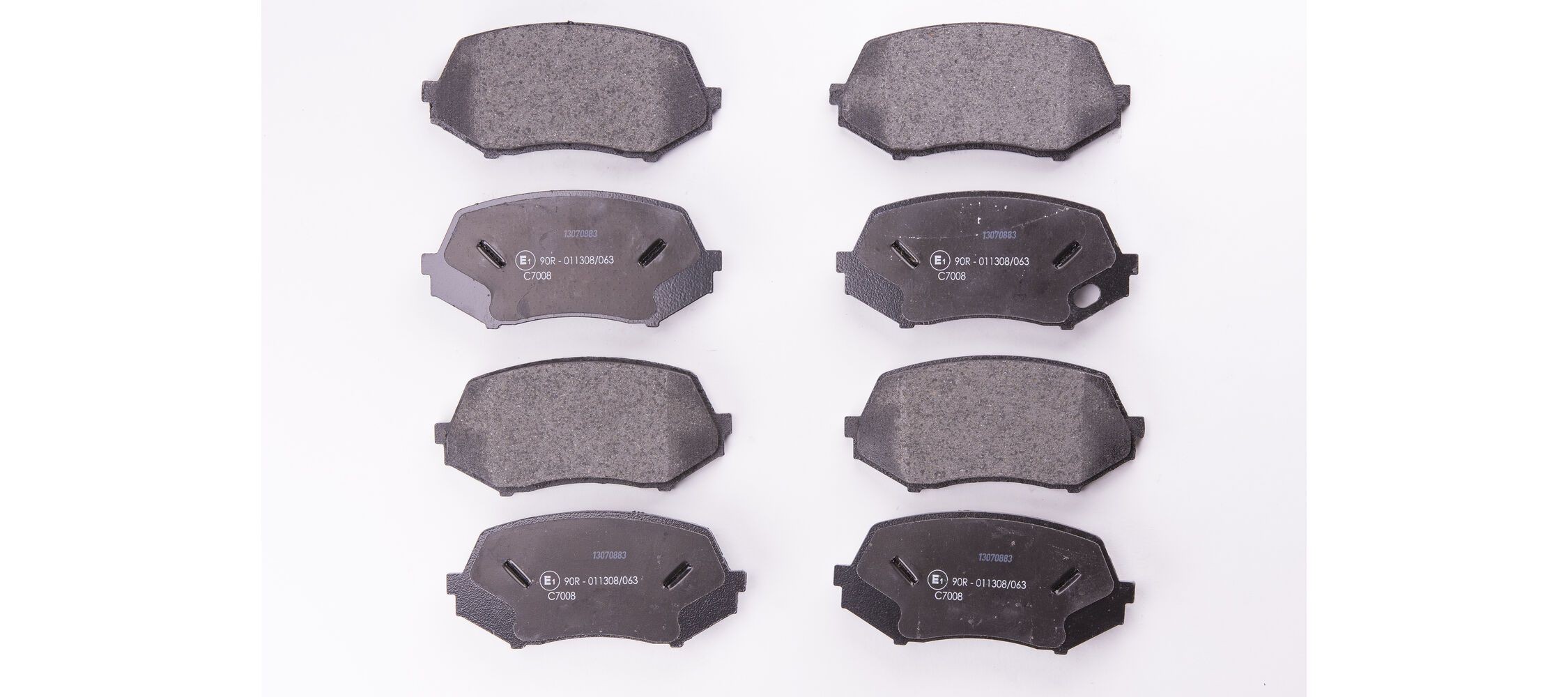 HELLA Brake pad set Article number: 8DB 355 005-591 cheaply