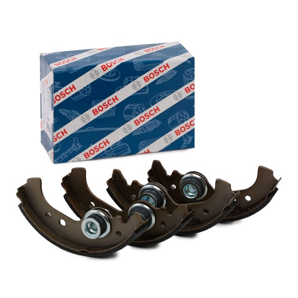 BOSCH Stabdžių trinkelių komplektas prekės numeris: 0 986 487 030 nebrangu
