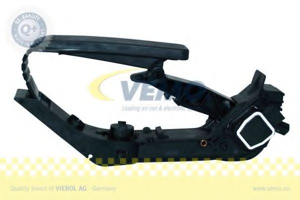 VEMO Сензор, позиция на педала Q+, original equipment manufacturer quality MADE IN GERMANY артикулен номер: V30-82-0002 евтино