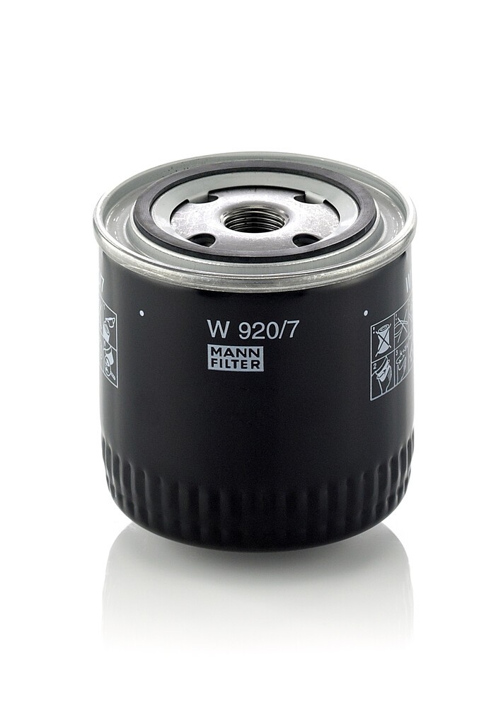 MANN-FILTER Oil Filter, manual transmission Article number: W 920/7 cheaply