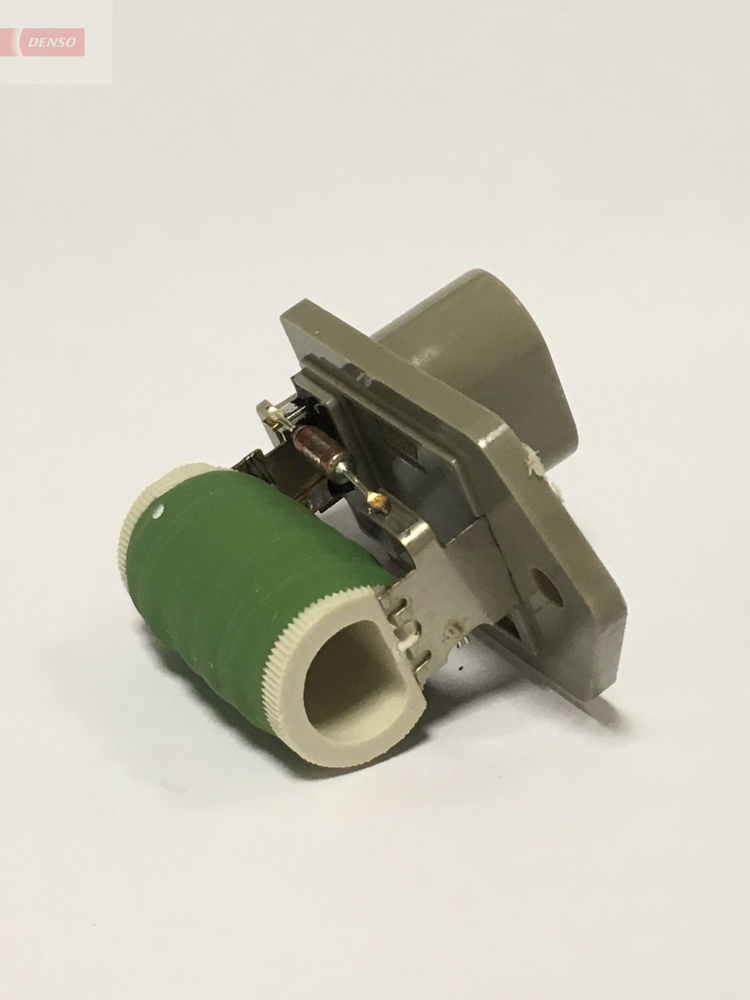 DENSO Pre-resistor, electro motor radiator fan Article number: DRS01004 cheaply