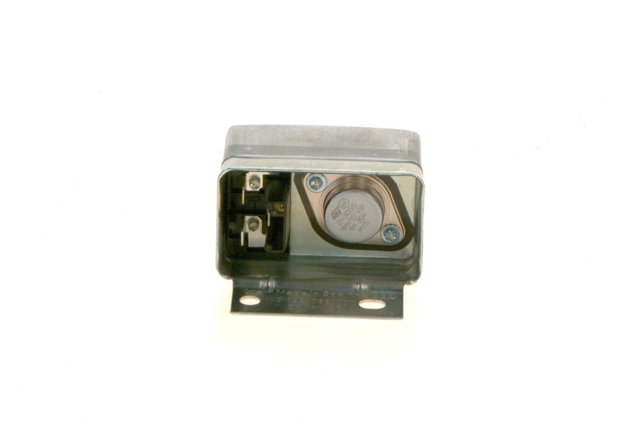 BOSCH Generaatori pingeregulaator Artikli number: 0 192 062 007 soodsalt