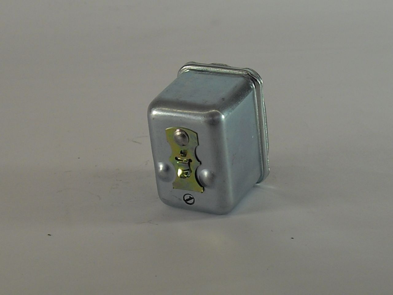 BOSCH 0 332 515 024 Relæ, nedblænding KAEFER 1302 1.2 34 HK Benzin 2003
