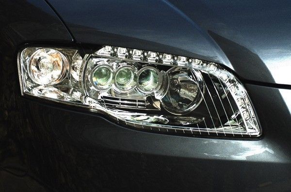 TYC Headlight set Article number: 20-11379-00-20 cheaply