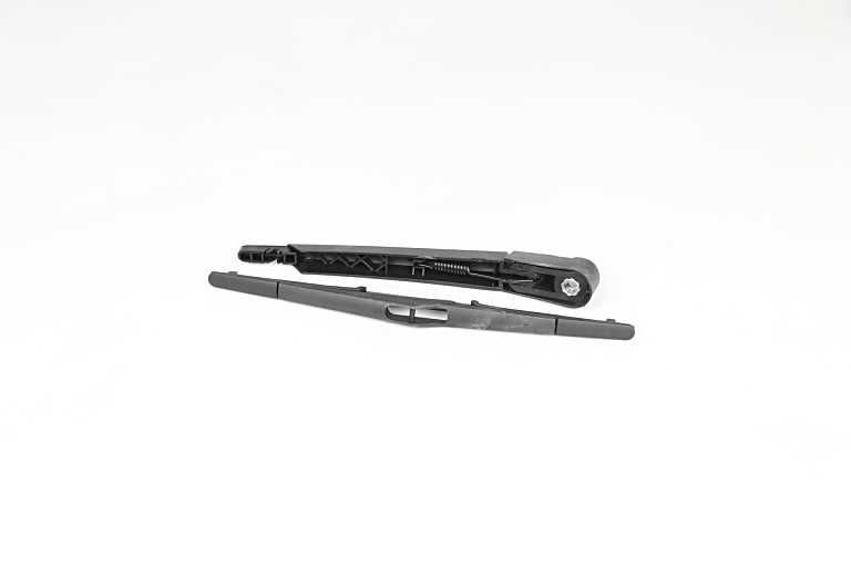 BSG Wiper Arm Set, window cleaning Article number: BSG 15-990-010 cheaply
