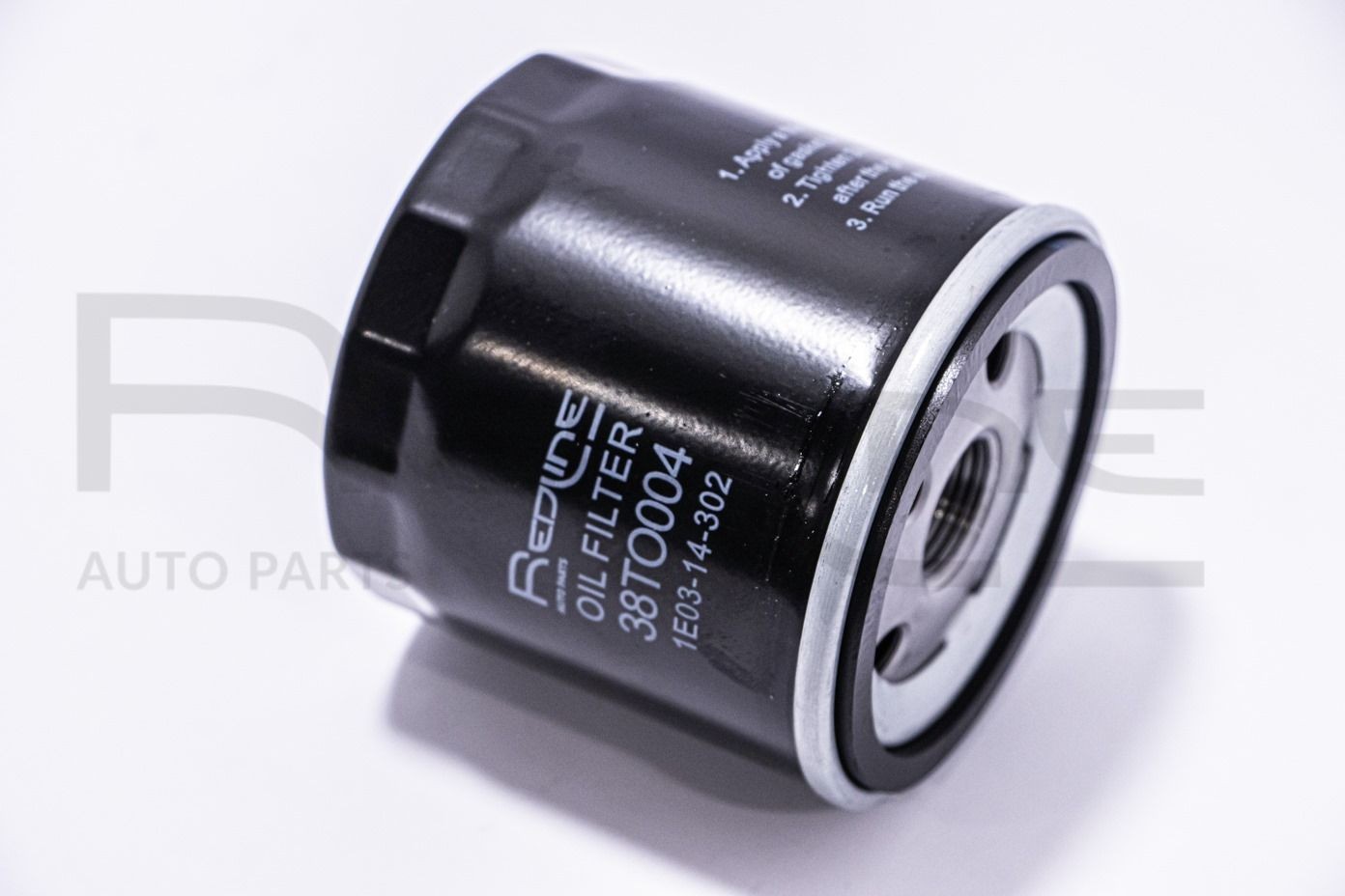 RED-LINE Oil filter Article number: 38TO004 cheaply