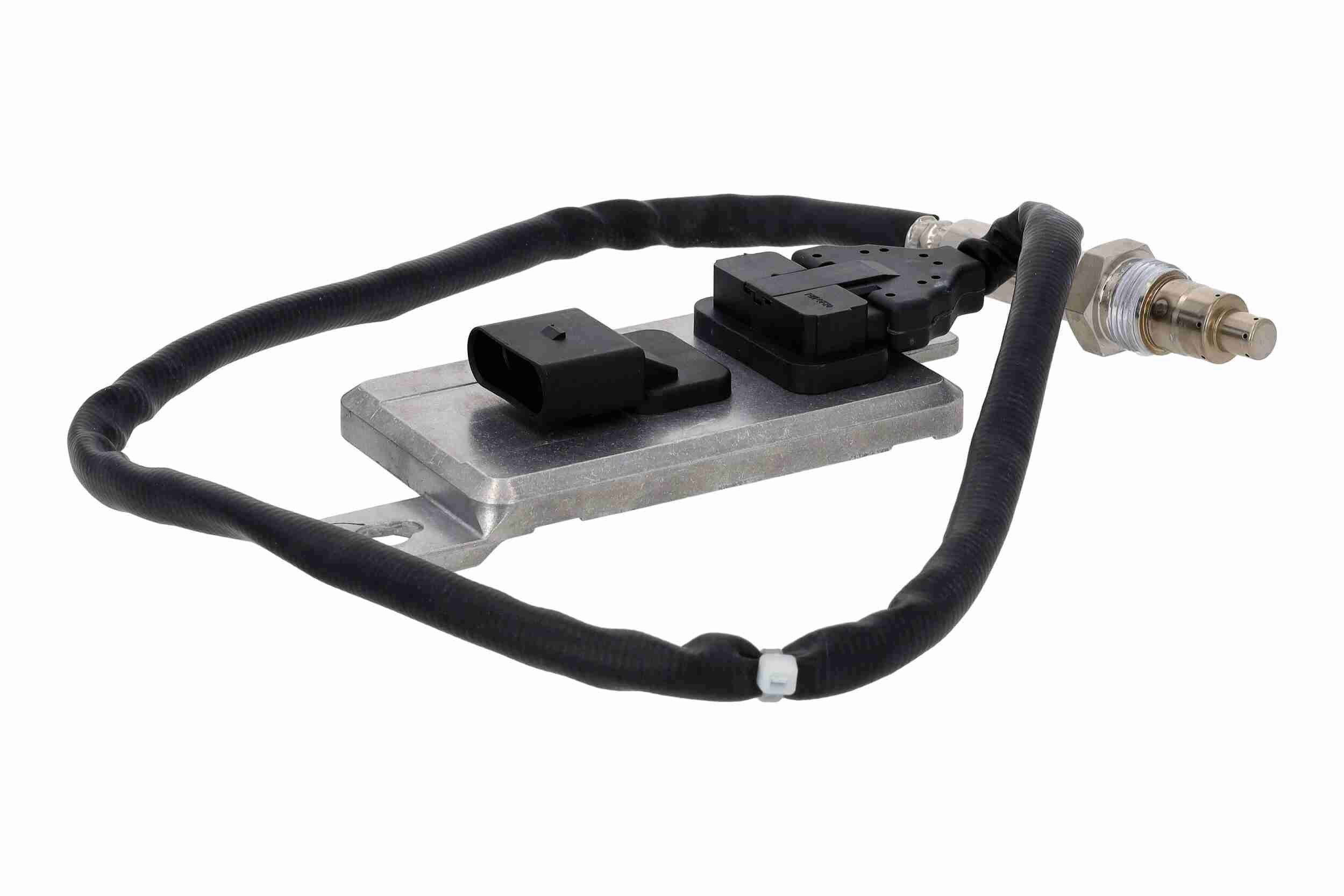 VEMO V10-72-0100 NOx-sensor, ureaindsprøjtning PASSAT 2.0 TDI (DBGB) 110 HK Diesel