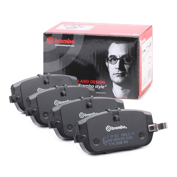 BREMBO Комплект спирачно феродо, дискови спирачки артикулен номер: P 49 044 евтино