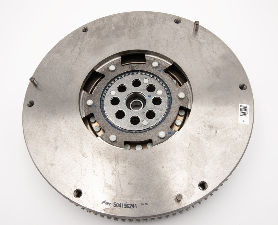 IVECO Flywheel Article number: 504196244 cheaply