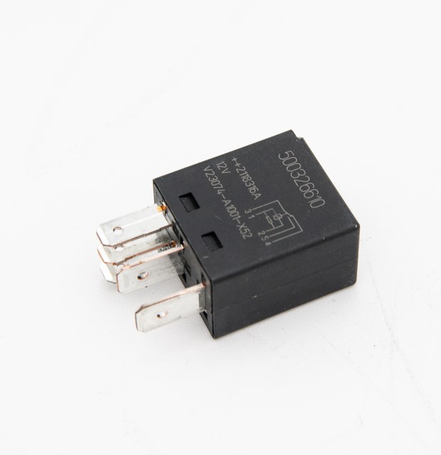 IVECO Multifunctional relay Article number: 500326610 cheaply