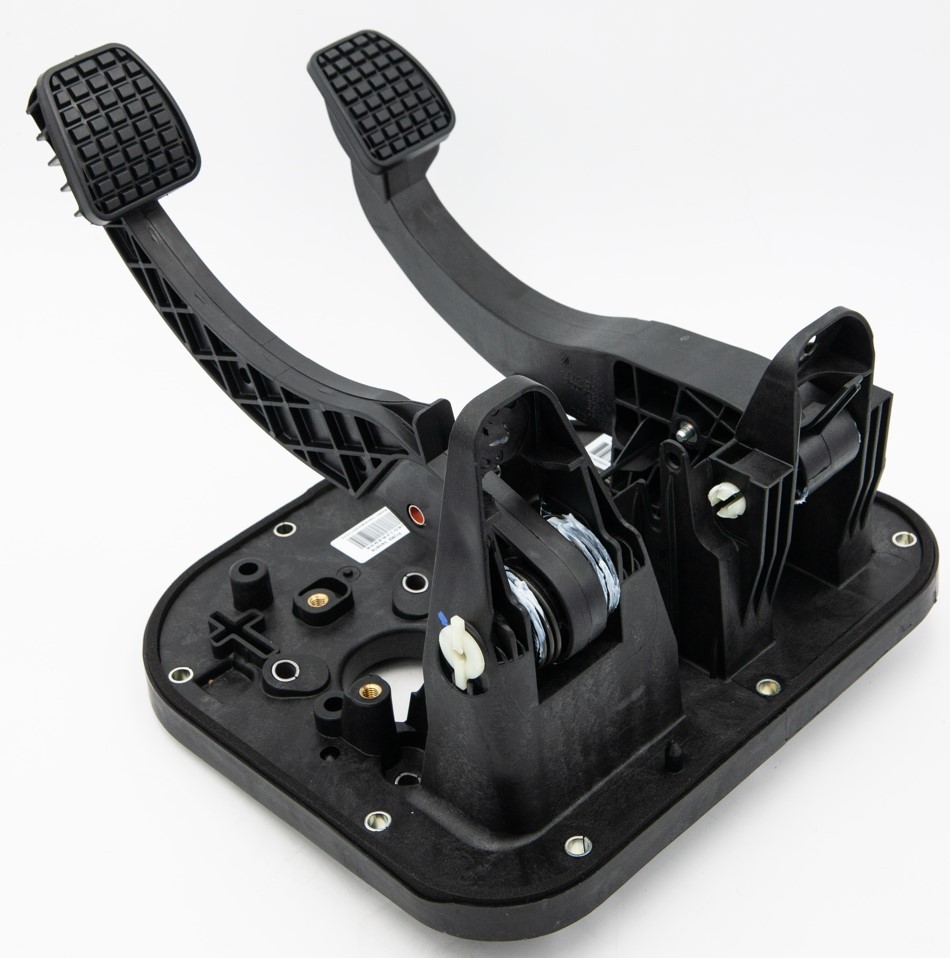 IVECO Brake- / Clutch Pedal Unit Article number: 5801264938 cheaply