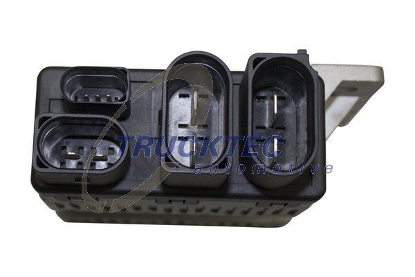TRUCKTEC AUTOMOTIVE 07.42.116 Relay, radiator fan castor TRANSPORTER 2.0 TSI 4motion 204 PS Petrol 2015