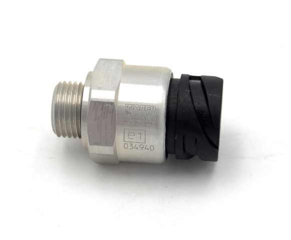IVECO Sensor, compressed-air system Article number: 504255336 cheaply