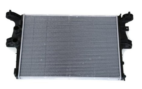 IVECO Radiaator, mootorijahutus Artikli number: 5801264635 soodsalt