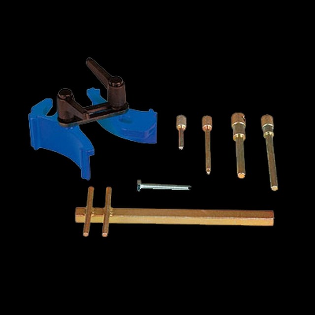 ZUP HP Retaining Tool Set, crankshaft Article number: 905 500 00 cheaply