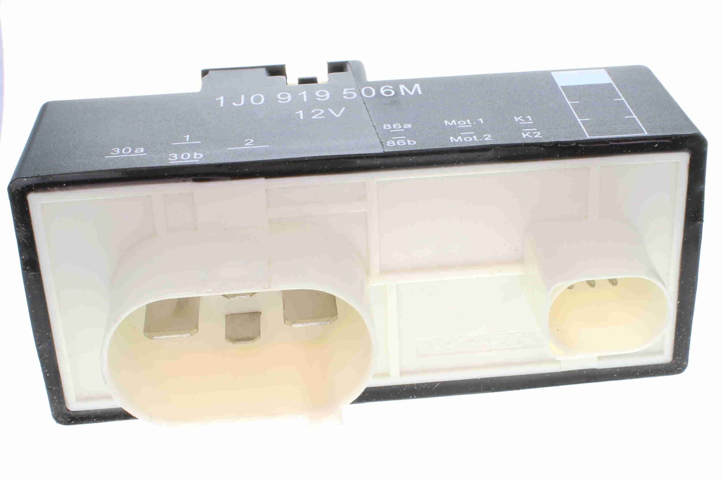 VEMO V15-71-0035 Relee, radiaatoriventilaatori jaoks FABIA 1.4 TSI RS 180 HP Bensiin 2014
