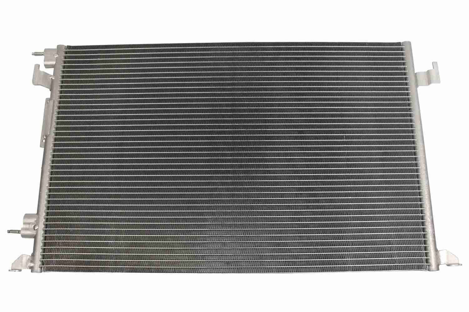 VEMO Air conditioning condenser Article number: V40-62-0011 cheaply