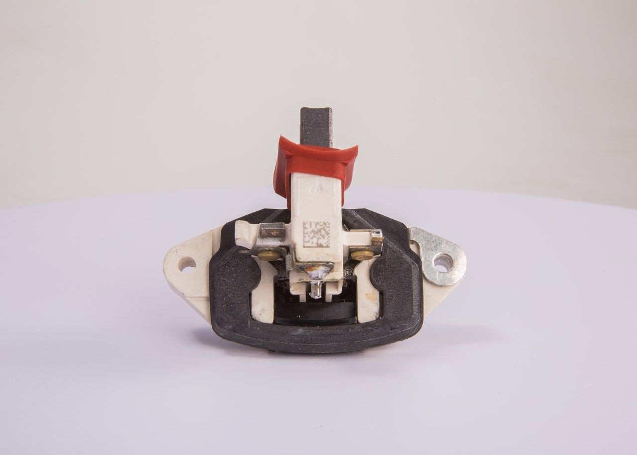 BOSCH Alternator Regulator Article number: 6 033 RD0 002 cheaply