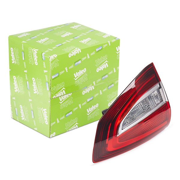 VALEO Baglygte Varenummer: 047033 billige
