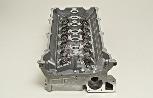 AMC Cylinder Head Article number: 910655 cheaply