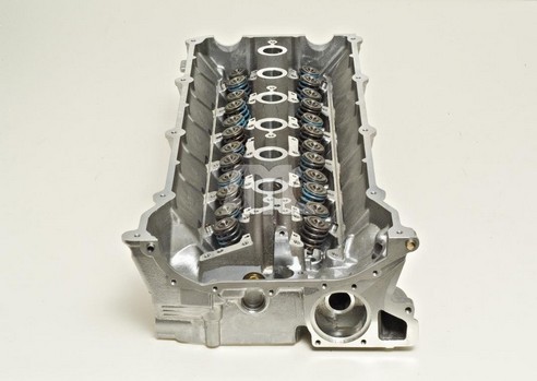 AMC Cylinder Head Article number: 910653 cheaply