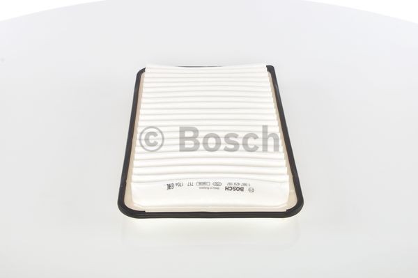 BOSCH Air filter Article number: 1 987 429 187 cheaply