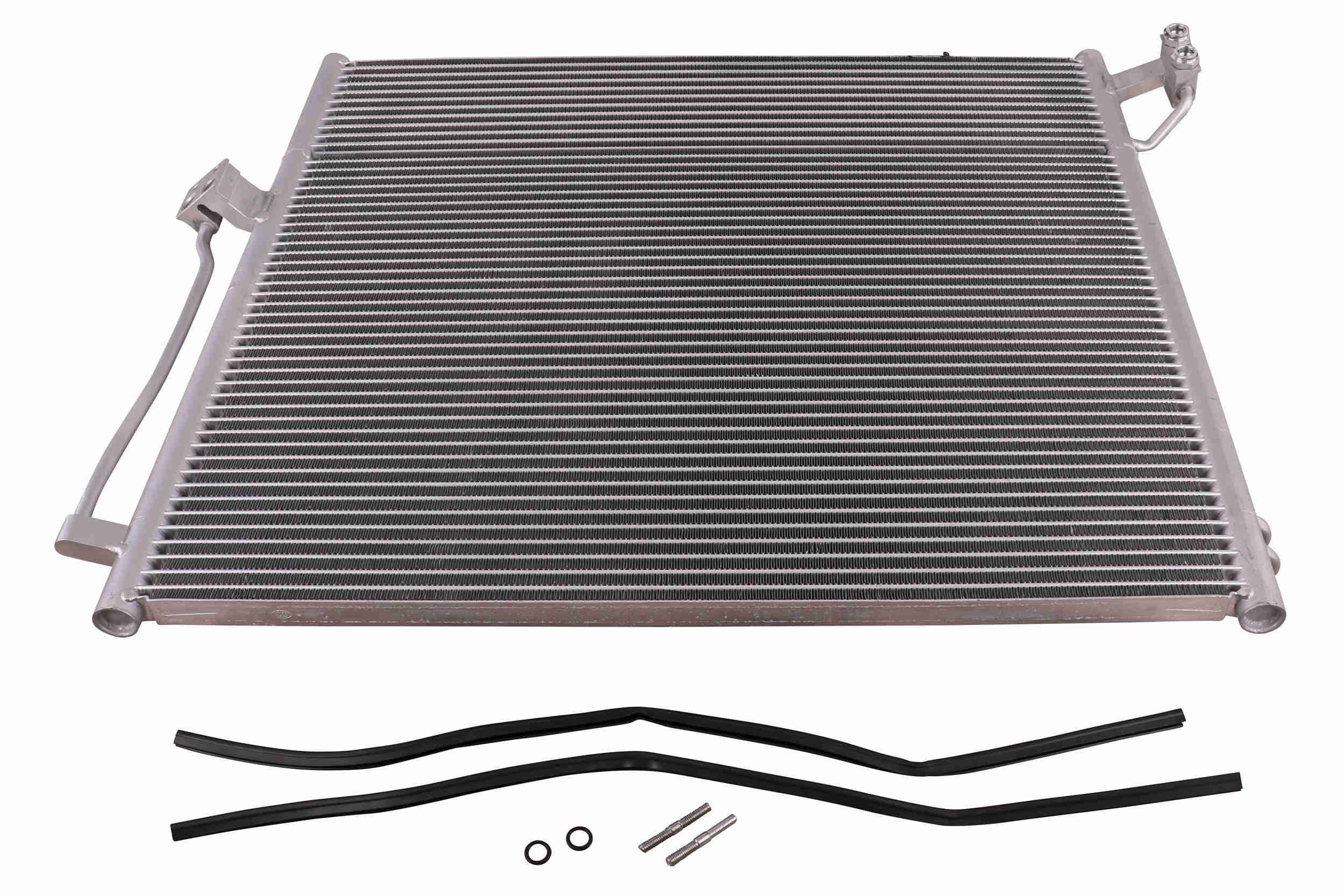 VEMO Air conditioning condenser Article number: V30-62-1055 cheaply