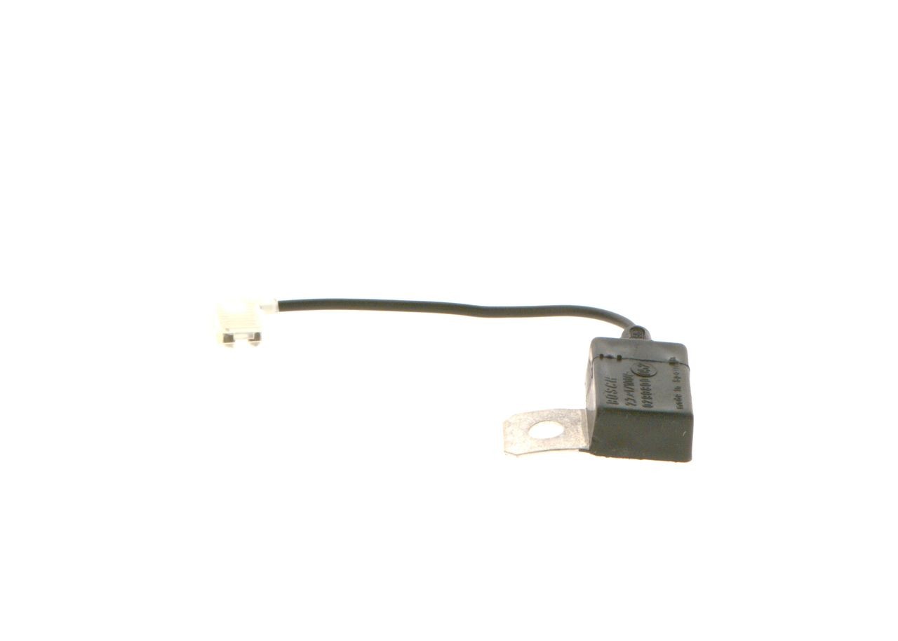 BOSCH Summutuskondensaator Artikli number: 0 290 800 052 soodsalt