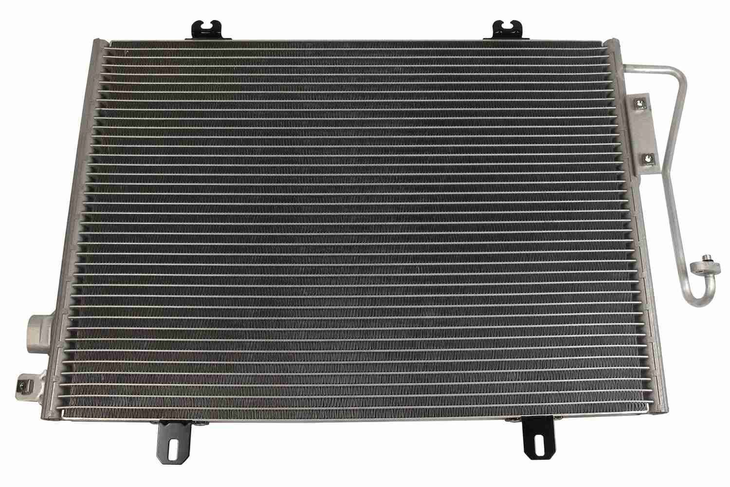 VEMO Air conditioning condenser Article number: V46-62-0010 cheaply