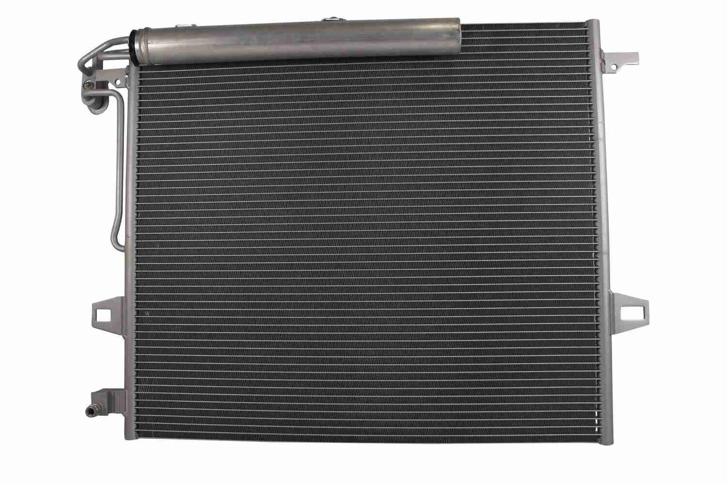 VEMO Air conditioning condenser Article number: V30-62-1047 cheaply