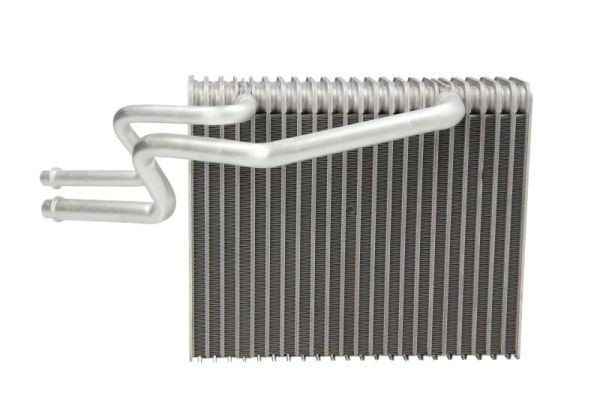 THERMOTEC Air conditioning evaporator Article number: KTT150024 cheaply