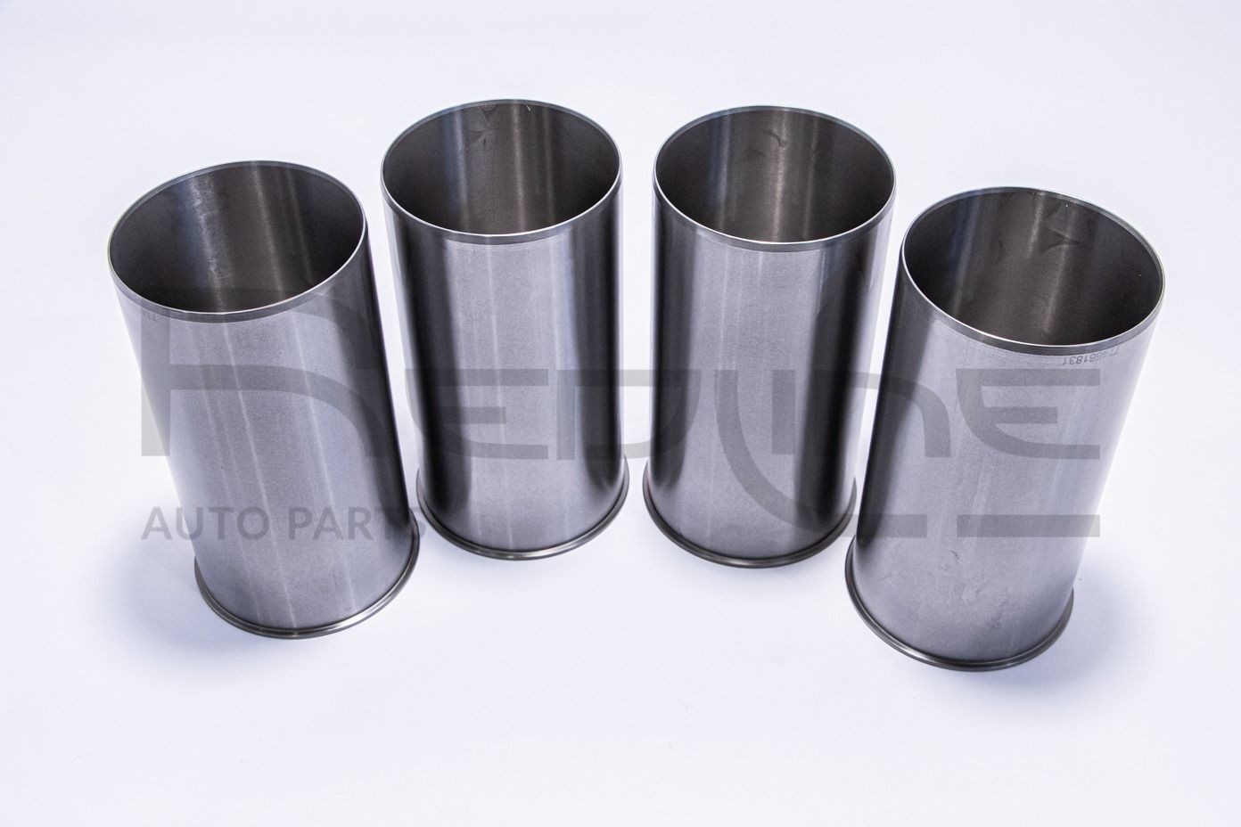 RED-LINE 19MI001 Cylinder Sleeve Kit PAJERO / SHOGUN 2.8 TD (V46W, V26W) 125 PS Diesel 1999