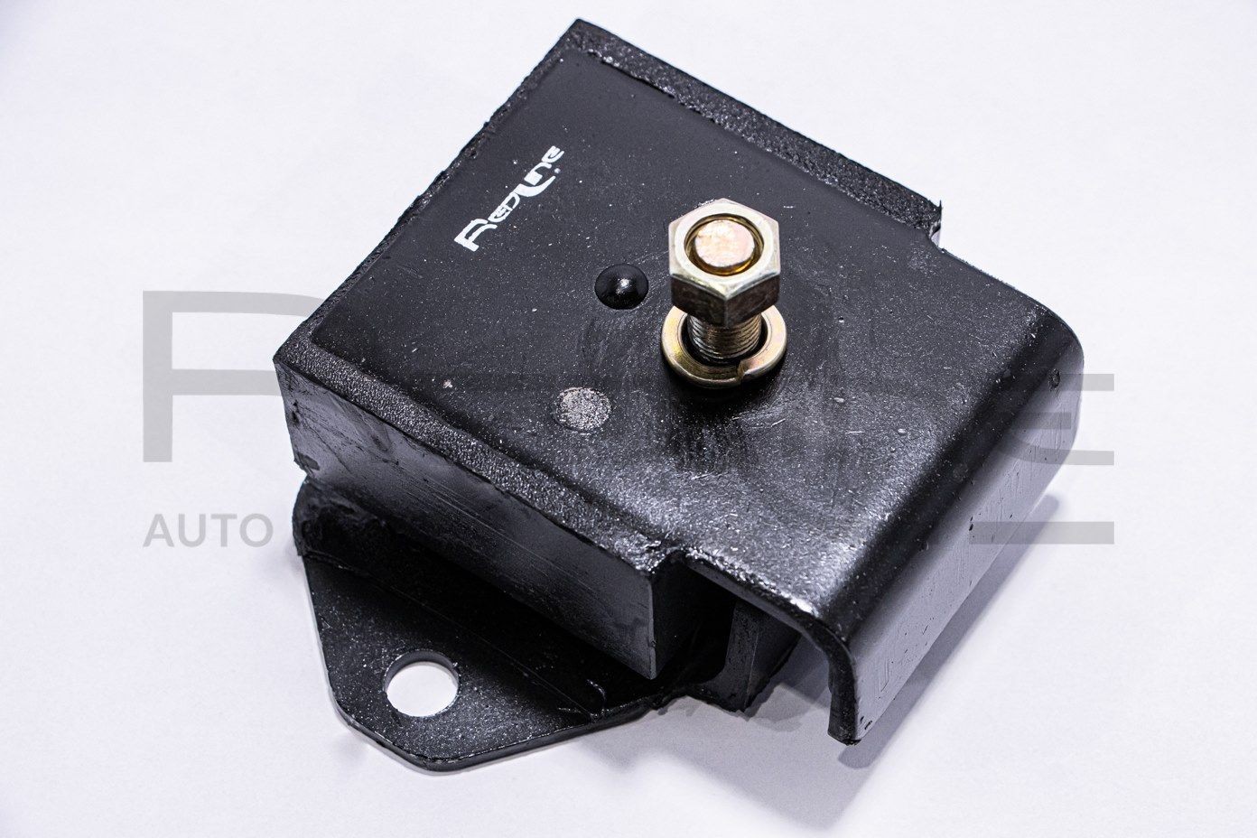 RED-LINE Engine mount Article number: 43DA002 cheaply