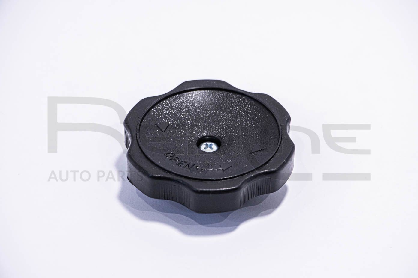 RED-LINE 67MI000 Oil filler cap PAJERO / SHOGUN 3.0 V6 4WD (V23W, V43W, V23C) 150 PS Petrol 1999