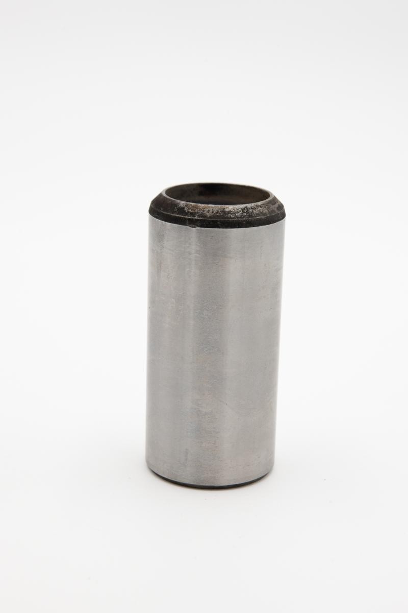 IVECO Stub Axle Pins Article number: 4459027 cheaply