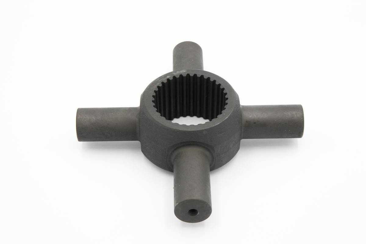 IVECO Universal Joint, differential pinion gear Article number: 42127913 cheaply