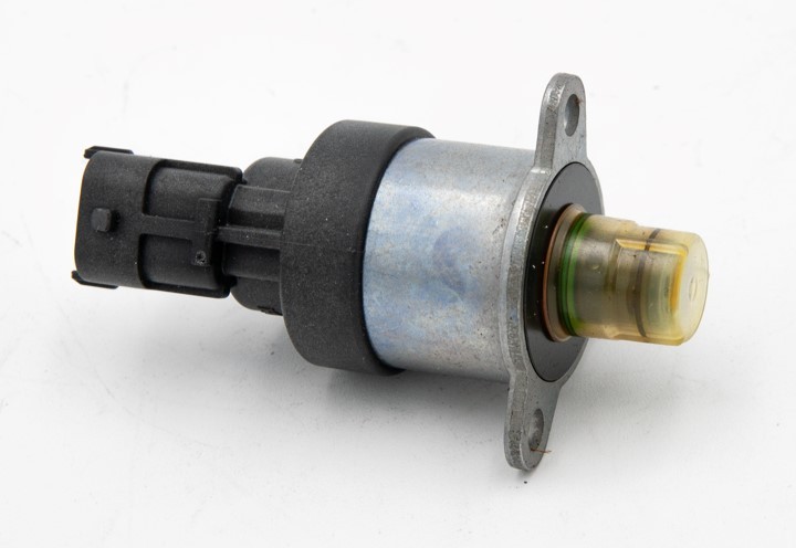 IVECO Control Valve, fuel quantity (common rail system) Article number: 42554784 cheaply