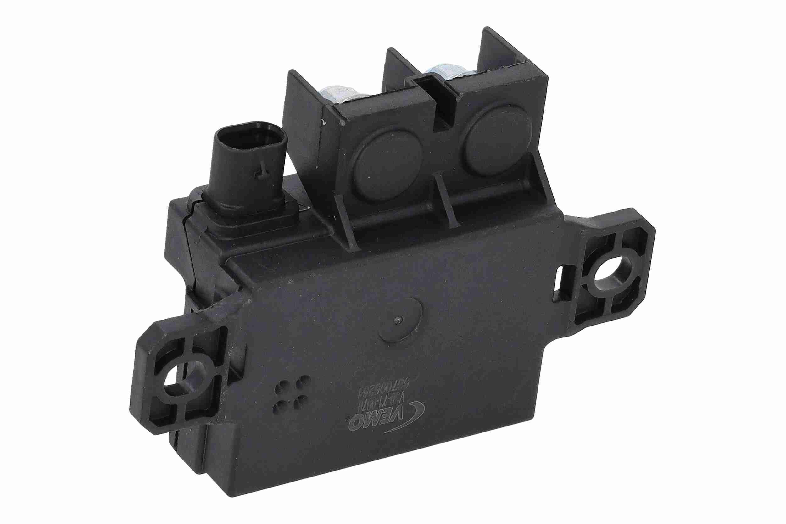 VEMO V30-71-0070 Multifunctional relay SPRINTER 311 CDI 2.1 4x4 (906.731, 906.733, 906.735) 109 PS Diesel 2020