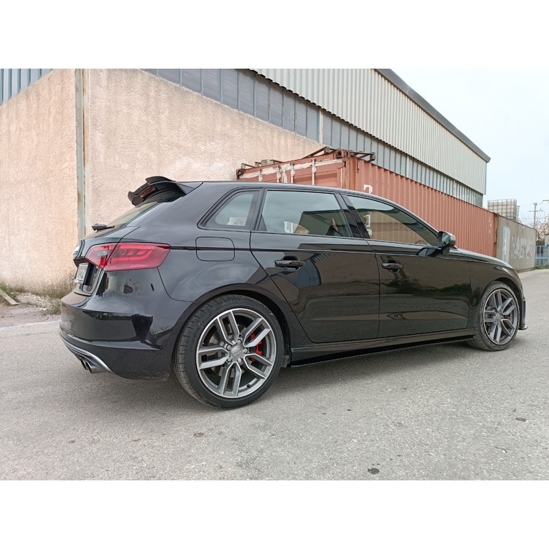 OEM Dørpanelsbeklædning K187-002 fra MOTORDROME DESIGN