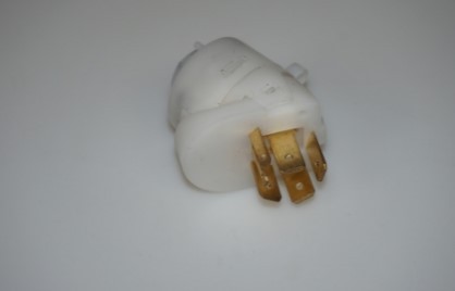 STARQ SQ128-1012 Ignition switch PASSAT 1.3 (FZ) 60 PS Petrol 1989