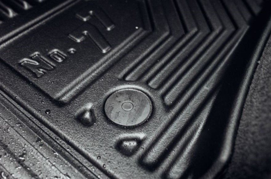 FROGUM 77427198 Floor mats ECLIPSE 1.5 T-Mivec 4WD 163 PS Petrol