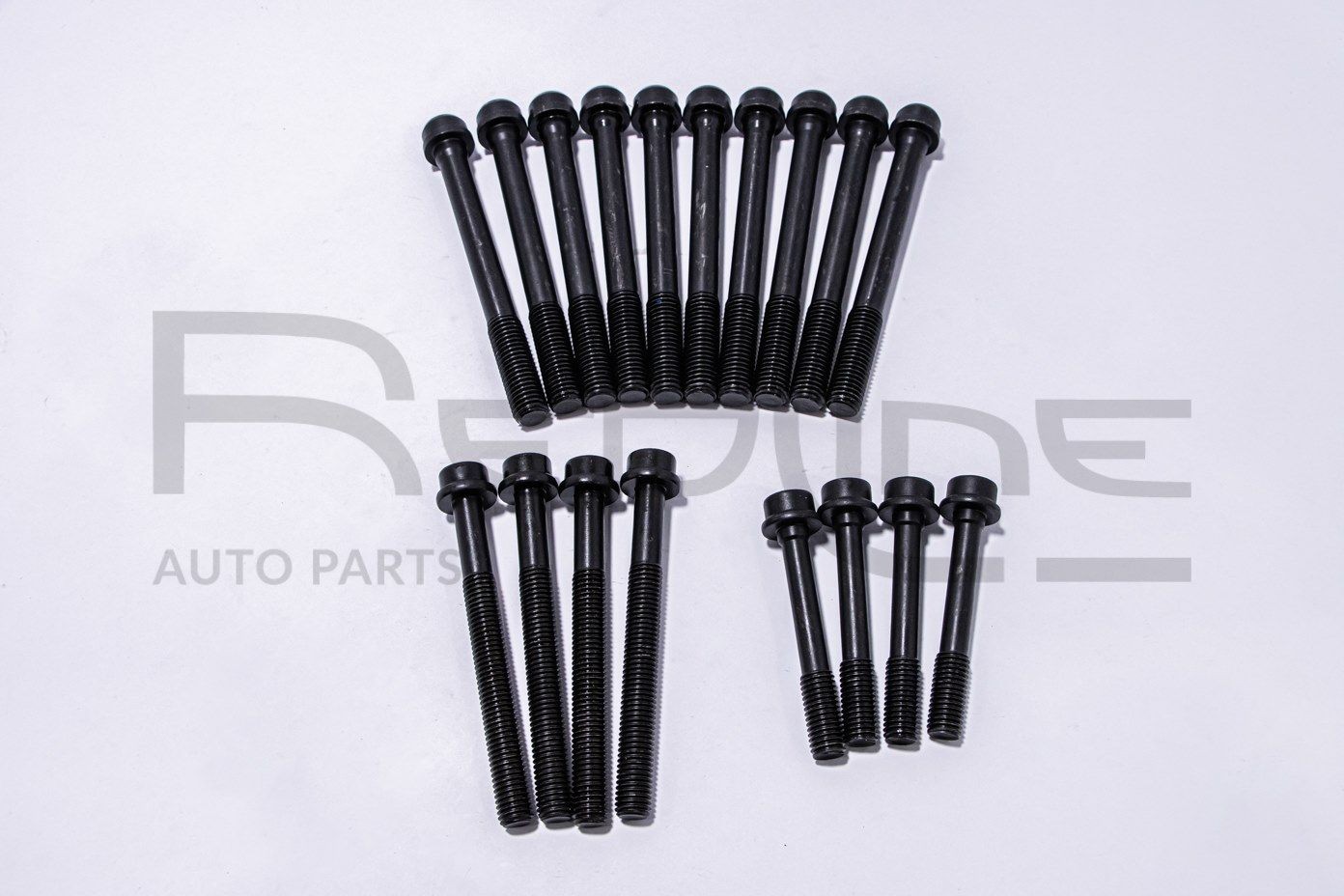 RED-LINE Bolt Kit, cylinder head Article number: 00VM001 cheaply