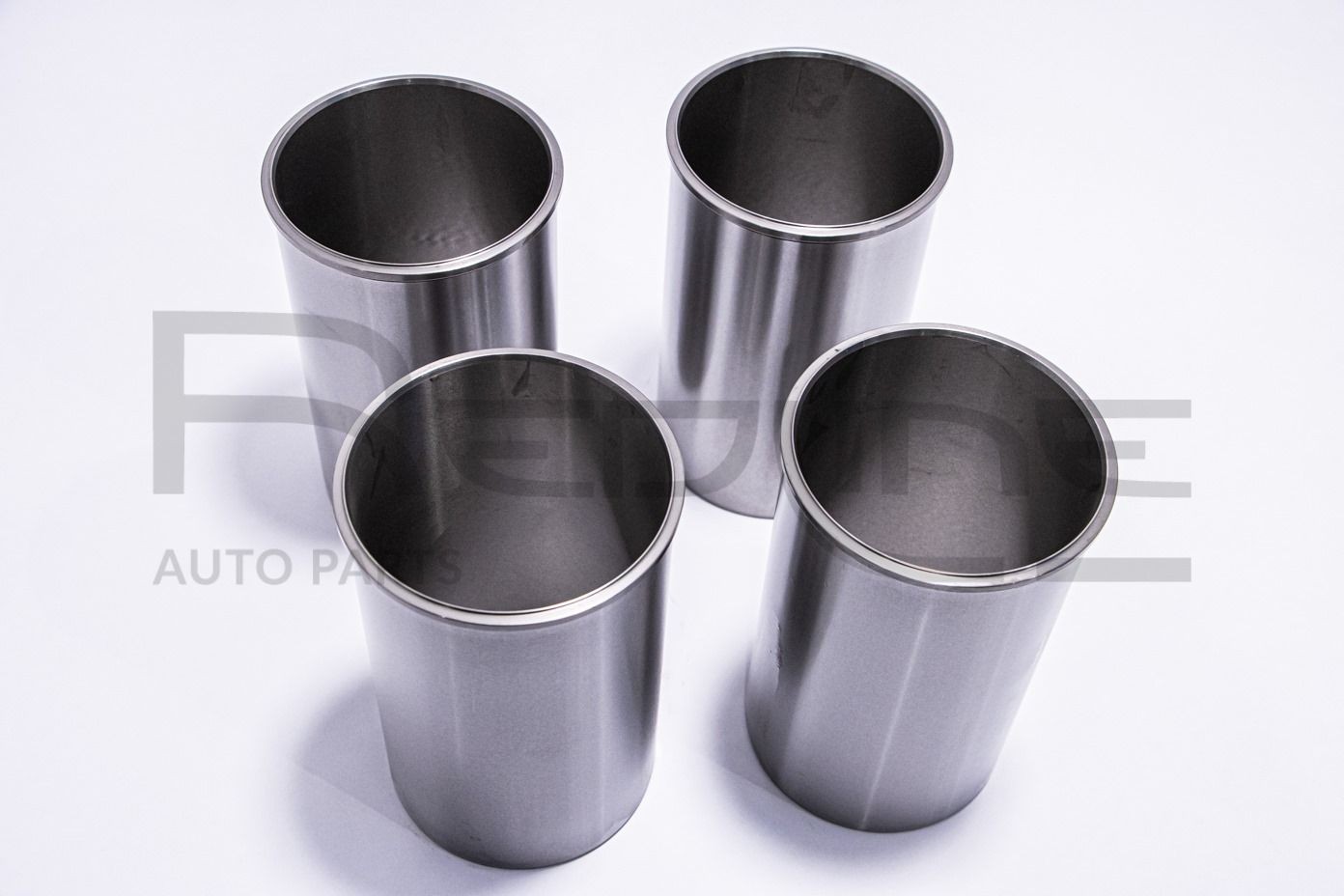 RED-LINE 19TO003 Cylinder Sleeve Kit HILUX Pick-up 2.4 D (LN5_, LN85, LN90) 75 PS Diesel 1999