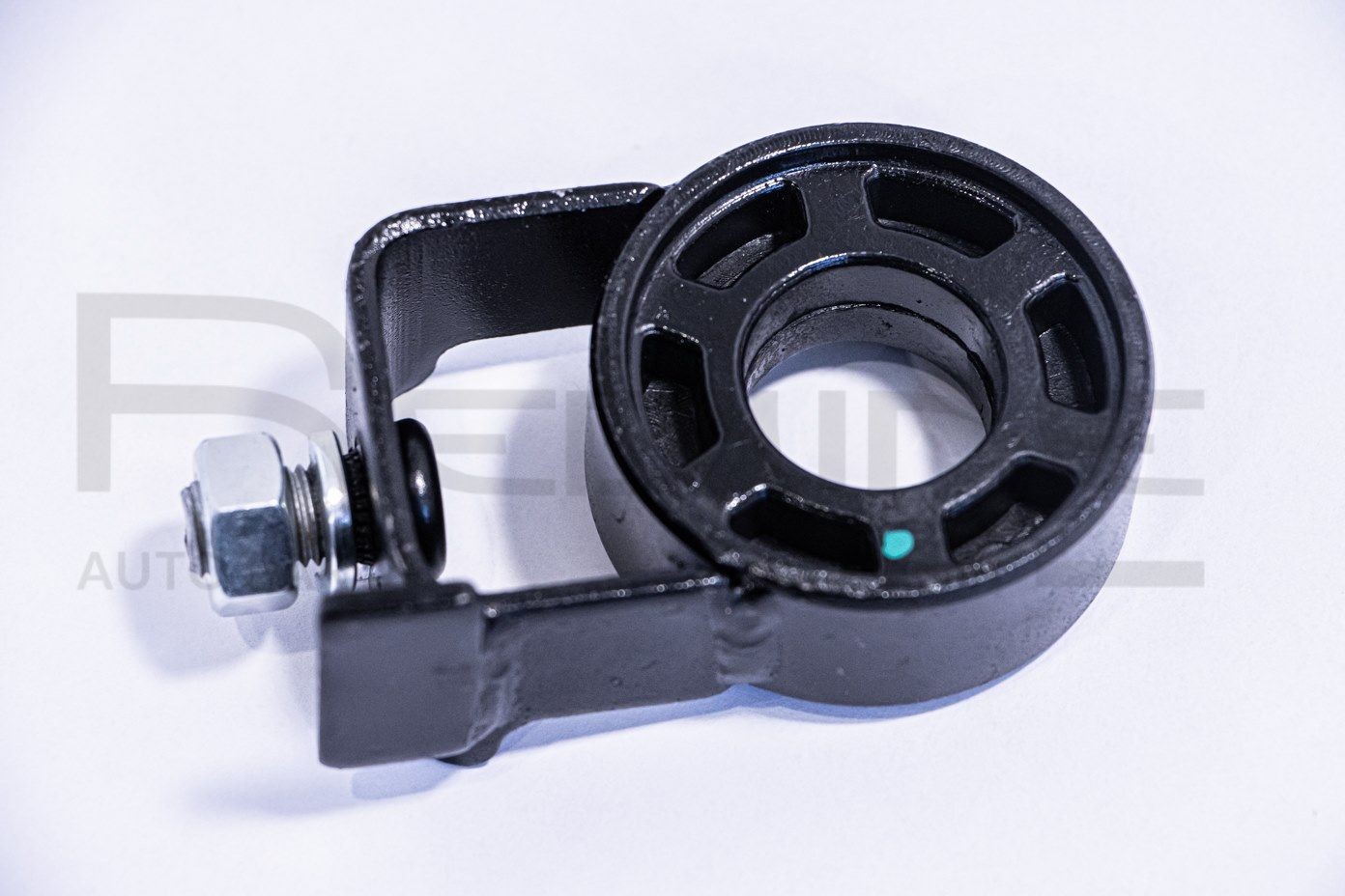 RED-LINE Engine mount Article number: 43MI009 cheaply