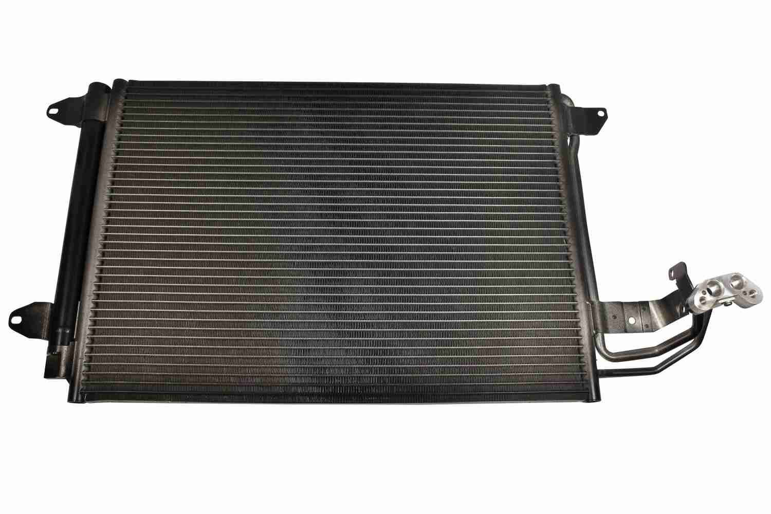 VEMO Air conditioning condenser Article number: V15-62-1017 cheaply