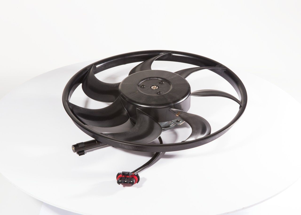 BOSCH 0 130 303 283 Elektrimootor, radiaatoriventilaator VECTRA 2.5 i V6 (F35) 170 HP Bensiin 2002