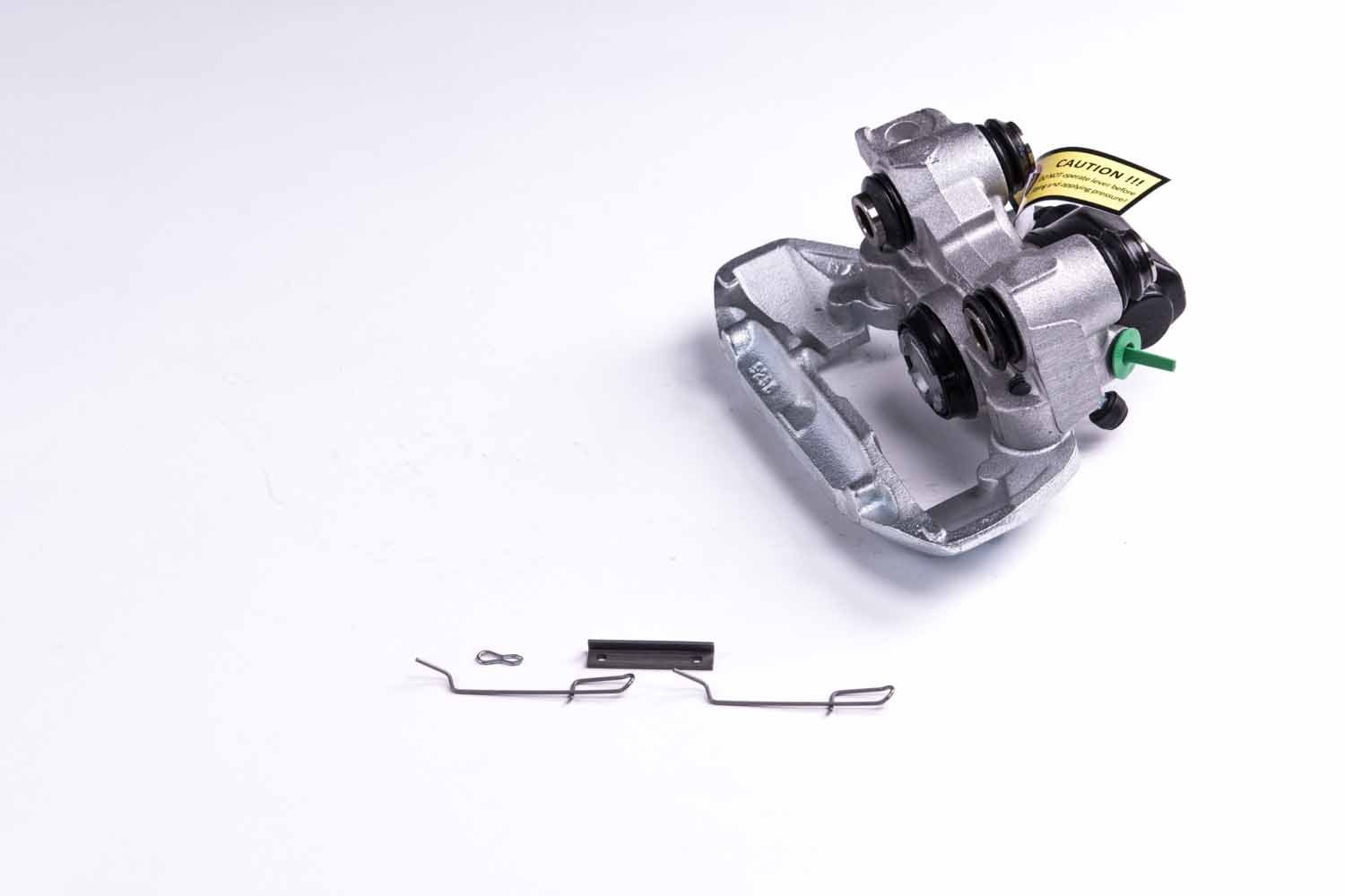 HELLA Étrier de frein UGS: 8AC 355 380-431 à peu de frais