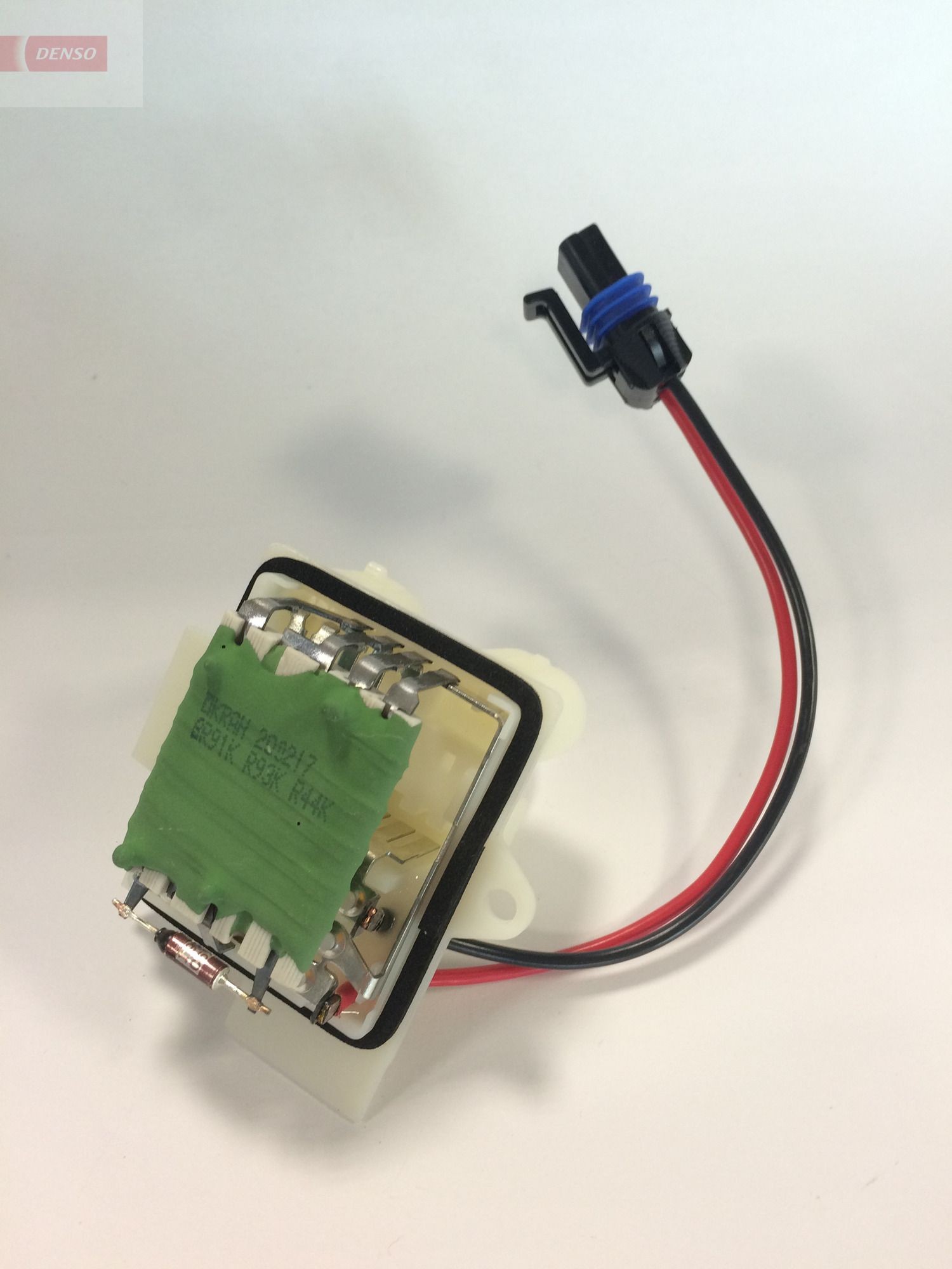 DENSO Fläktmotstånd Artikelnummer: DRS23006 billigt